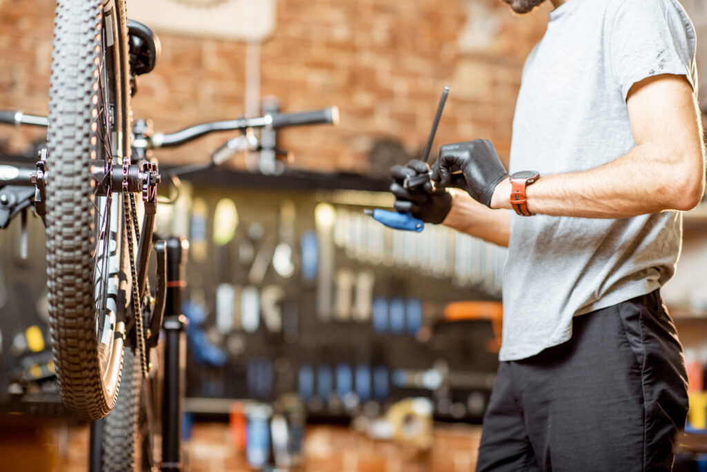 Cómo cambiar los pedales de bicicleta